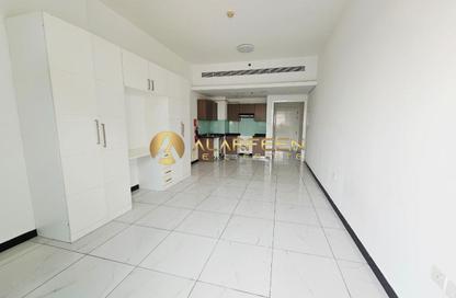 Apartment - Studio - 1 Bathroom for rent in Crystal Residence - District 11 - Jumeirah Village Circle - Dubai
