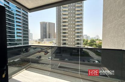 Apartment - 1 Bedroom - 2 Bathrooms for sale in Golf Vista Heights - Dubai Sports City - Dubai