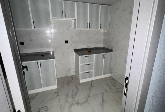 87463518 - صورة العقار 3