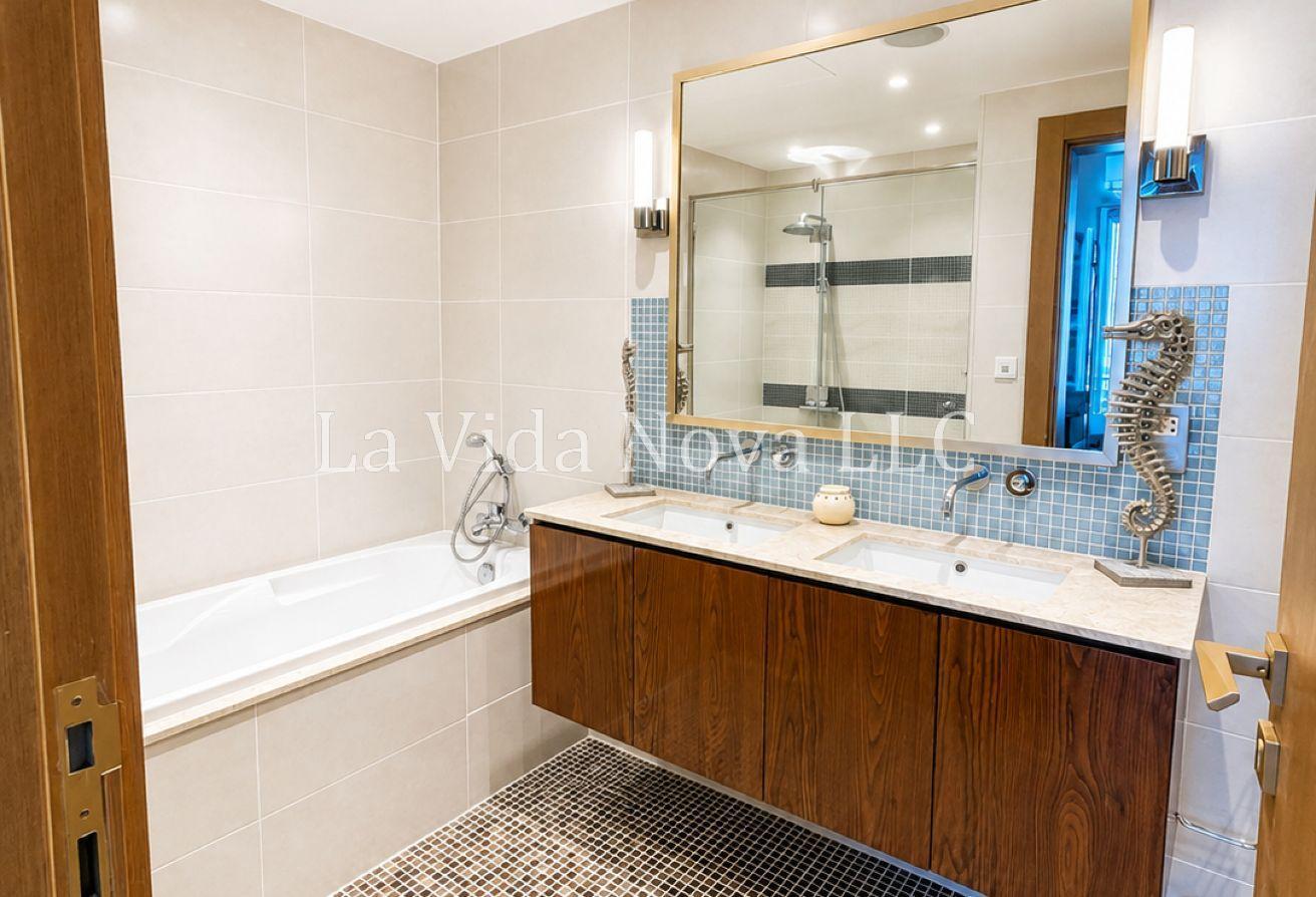 Luxury furnished 2BR + Study RENT | Marina View photo 11