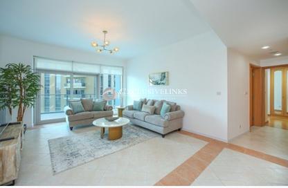 Apartment - 2 - 4 for sale in Marina Terrace - Dubai Marina - Dubai