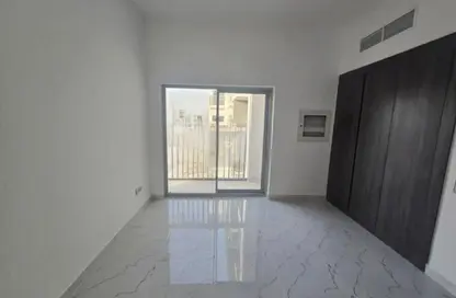 Apartment - 1 Bathroom for rent in Time 1 - Dubai Land Residence Complex - Dubai