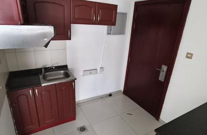 Apartment - Studio - 1 Bathroom for rent in New Al Taawun Road - Al Taawun - Sharjah