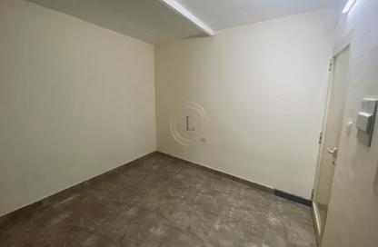 Apartment - Studio - 1 for rent in Al Niyadat - Al Ain