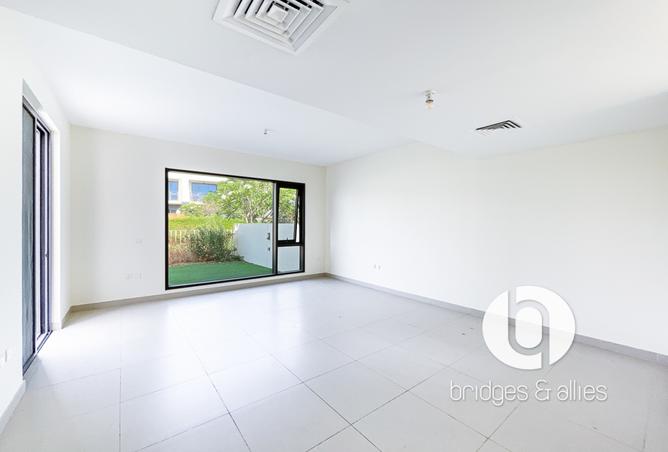 128384428 - Property Image 3