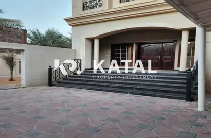 Villa - 5 Bedrooms - 6 Bathrooms for rent in Mohamed Bin Zayed City - Abu Dhabi