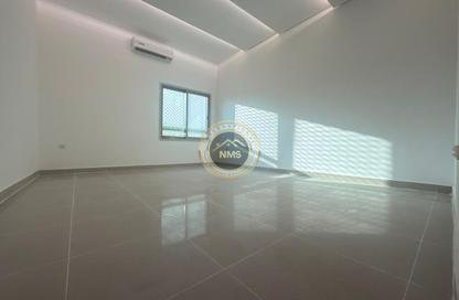 Apartment - 2 Bedrooms - 2 Bathrooms for rent in Muroor Area - Abu Dhabi