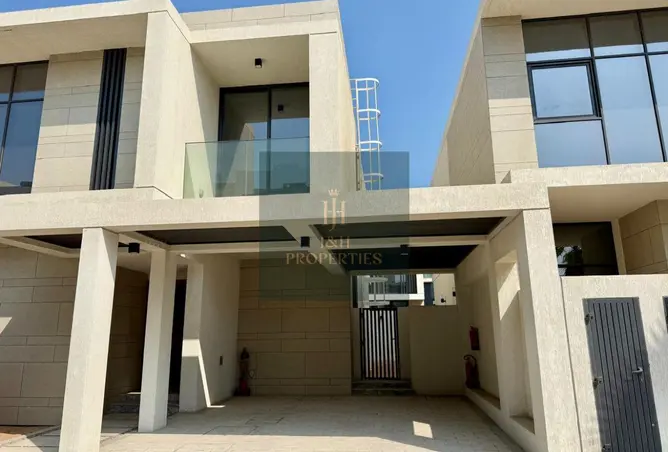 162328110 - Property Image 2