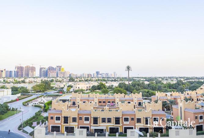 Newly Refurbished & Furnished | Park View | Vacant