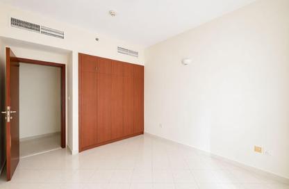 Apartment - 1 Bedroom - 2 Bathrooms for sale in Hub Canal 2 - Hub Golf View Apartments - Dubai Sports City - Dubai
