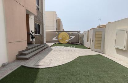 Villa - 4 - 6 for rent in Nasma Residence - Al Tai - Sharjah Villa - 4 - 6 for rent in Nasma Residence - Al Tai - Sharjah