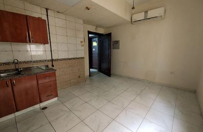 Apartment - Studio - 1 for rent in Fire Station Road - Muwaileh - Sharjah