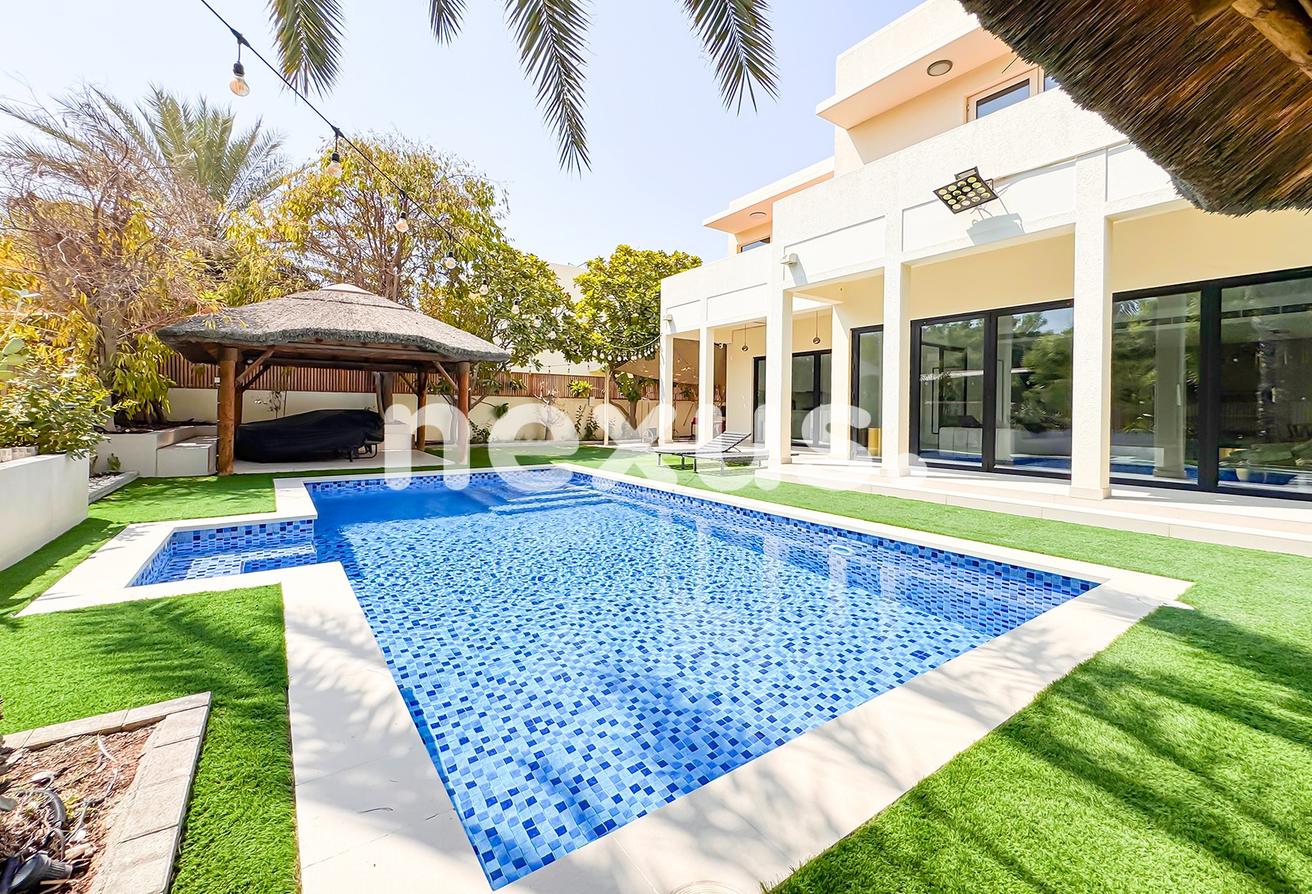 Private Pool | Upgraded | Single Row | Furnished photo 4