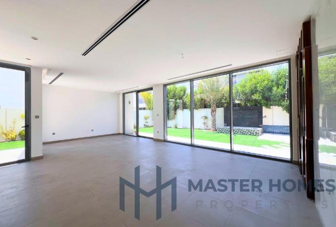 100386672 - Property Image 3