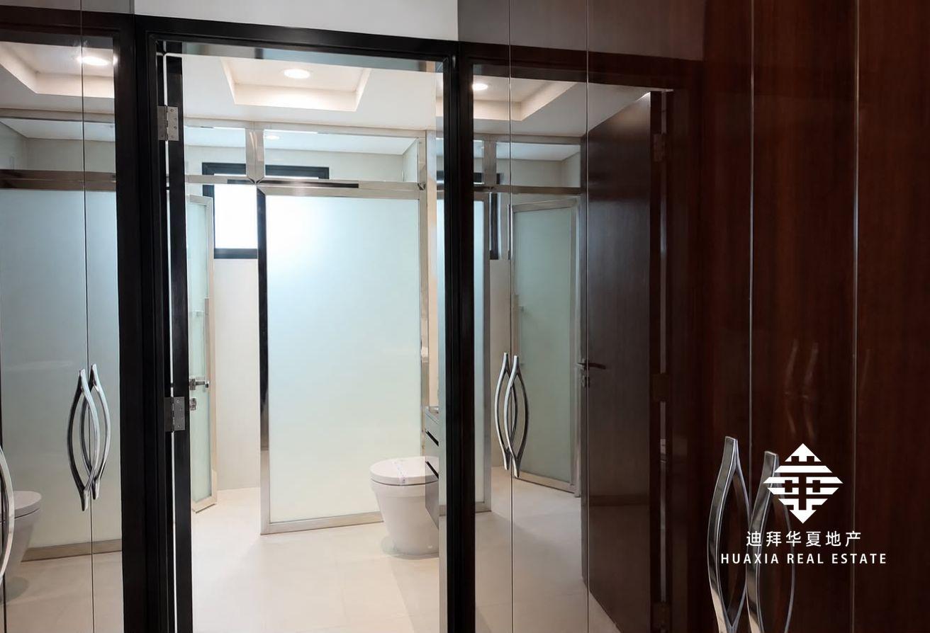 8BR Standalone Villa | Golf View | Brand New photo 7