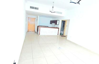 Apartment - 1 - 1 for rent in New Al Taawun Road - Al Taawun - Sharjah