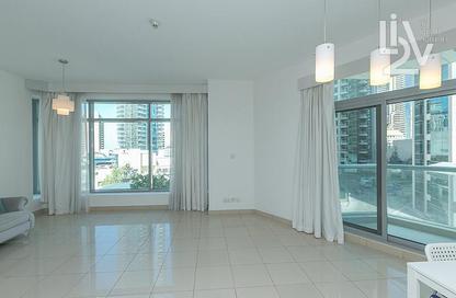 Apartment - 1 Bedroom - 2 Bathrooms for rent in Fairfield Tower - Park Island - Dubai Marina - Dubai