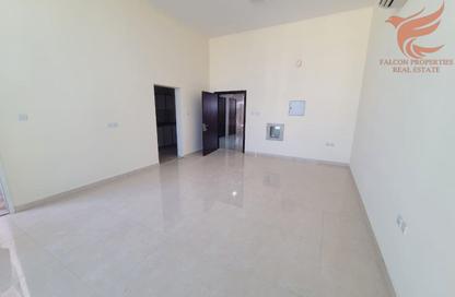 Apartment - Studio - 1 Bathroom for rent in Seih Al Uraibi - Ras Al Khaimah