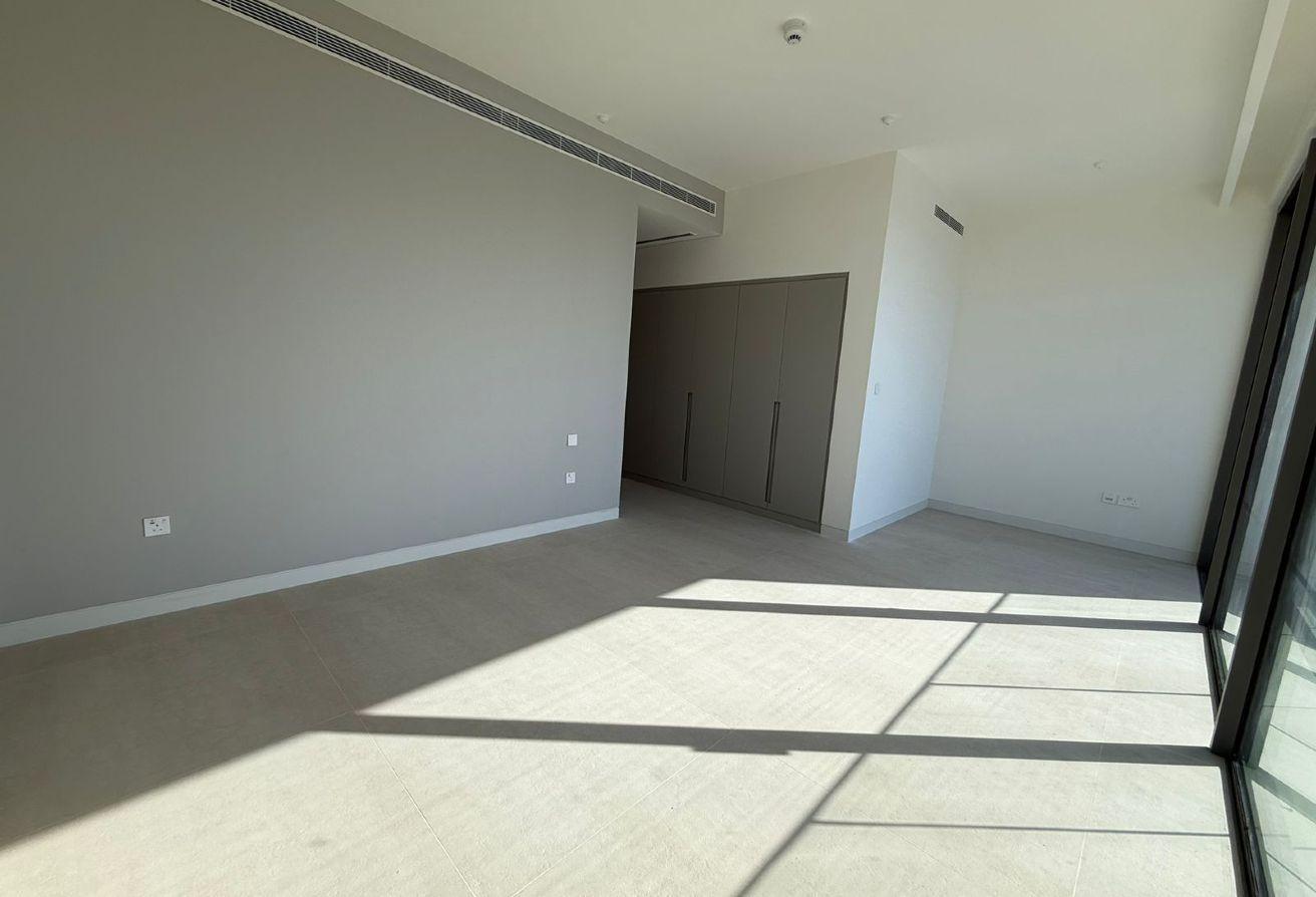 G+1 corner | Single row | Multiple options photo 13