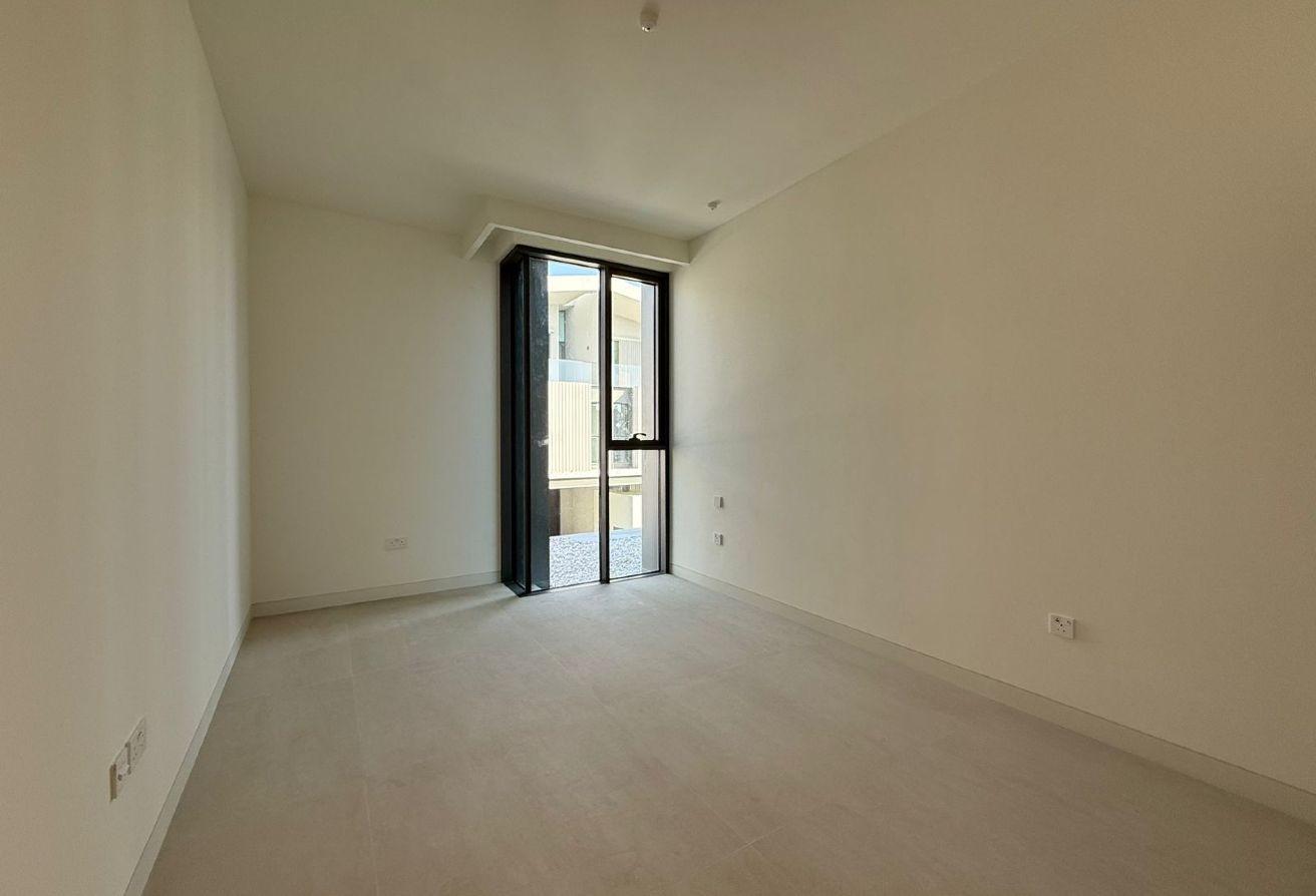 G+1 corner | Single row | Multiple options photo 8