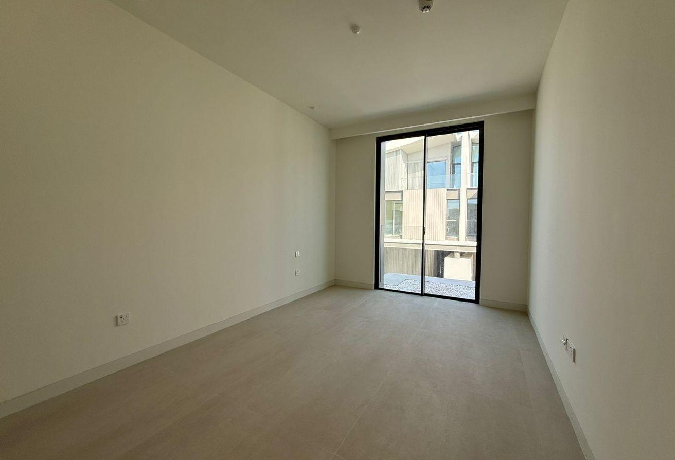G+1 corner | Single row | Multiple options photo 15