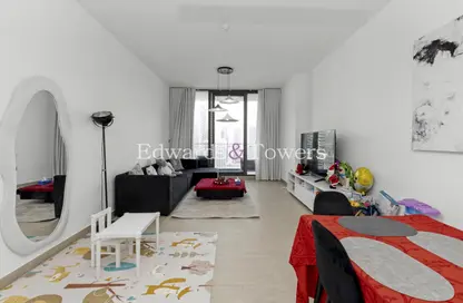 Apartment - 3 Bedrooms - 4 Bathrooms for rent in LIV Residence - Dubai Marina - Dubai