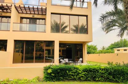 Villa - 4 Bedrooms - 4 Bathrooms for rent in Jumeirah Islands Townhouses - Jumeirah Islands - Dubai Villa - 4 Bedrooms - 4 Bathrooms for rent in Jumeirah Islands Townhouses - Jumeirah Islands - Dubai