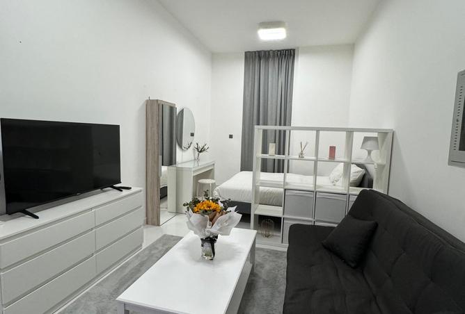 **AFFORDABLE FF STUDIO FOR SALE | | SPACIOU |