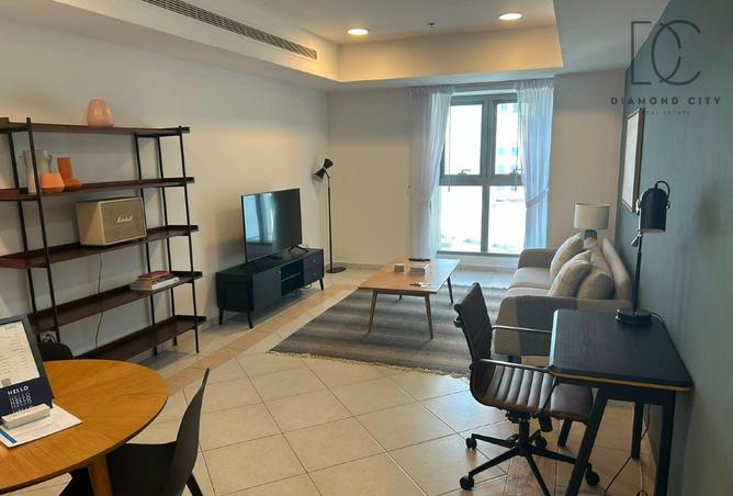 مفروشة بالكامل | محدثة بالكامل | طابق مرتفع