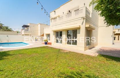 Villa - 6 Bedrooms - 7 Bathrooms for sale in Meadows 1 - Meadows - Dubai
