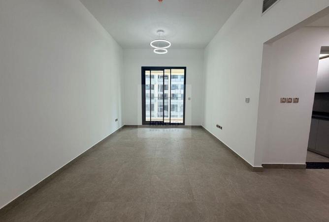 111419200 - Property Image 3