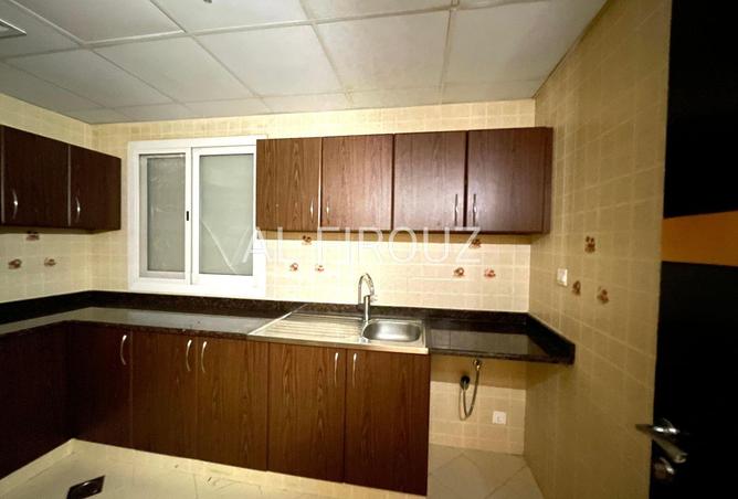 1BR Apartment For Rent in Lootah Residence photo 3