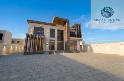 Villa - 5 Bedrooms - 7 Bathrooms for rent in Al Aweer 1 - Al Aweer - Dubai