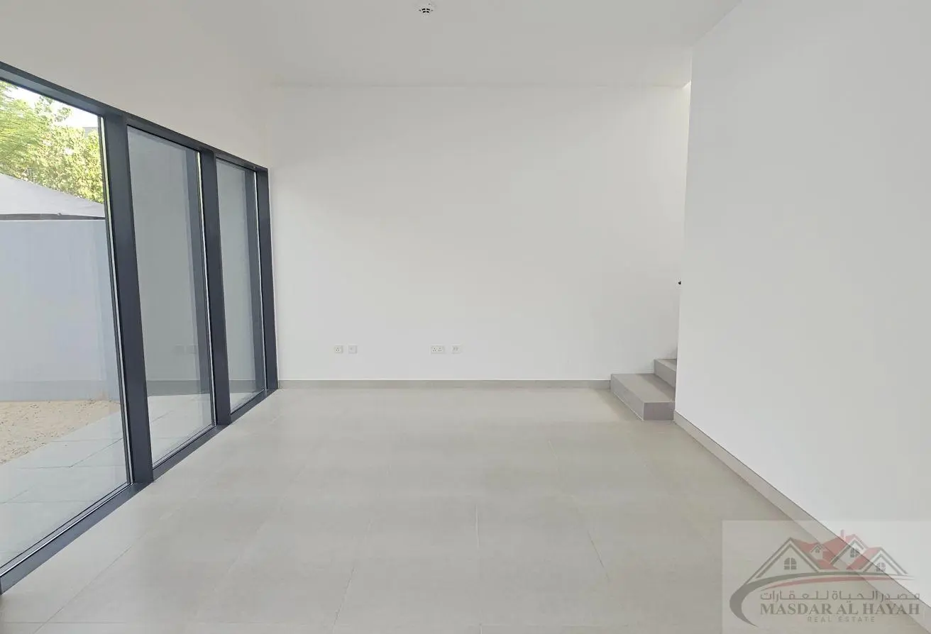 156929731 - Property Main Image