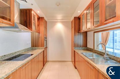 Apartment - 2 Bedrooms - 3 Bathrooms for sale in Shemara Tower - Marina Promenade - Dubai Marina - Dubai