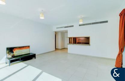 Apartment - 2 Bedrooms - 3 Bathrooms for sale in Shemara Tower - Marina Promenade - Dubai Marina - Dubai