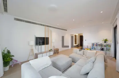 Apartment - 4 Bedrooms - 5 Bathrooms for sale in Saadiyat Beach Residences - Saadiyat Beach - Saadiyat Island - Abu Dhabi