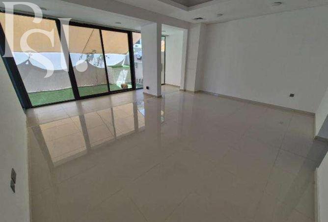 104118700 - Property Main Image