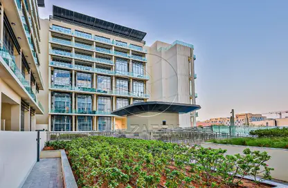 Apartment - Studio - 1 Bathroom for rent in Oasis 1 - Oasis Residences - Masdar City - Abu Dhabi