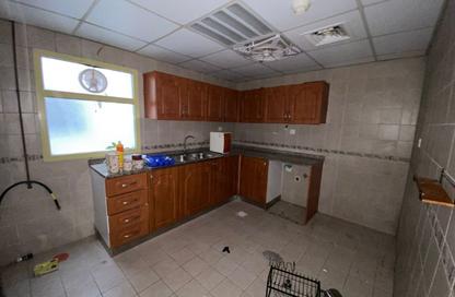 Apartment - 3 Bedrooms - 3 Bathrooms for rent in Safia Tower - Al Majaz 3 - Al Majaz - Sharjah