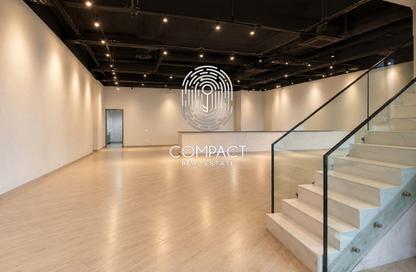Shop - Studio - 1 for rent in Marina Tower - Dubai Marina - Dubai