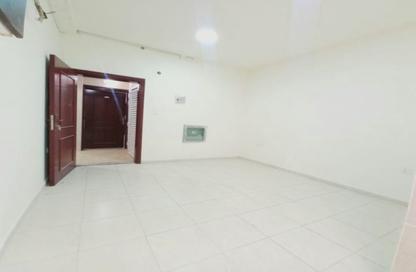 Apartment - Studio - 1 Bathroom for rent in Fire Station Road - Muwaileh - Sharjah