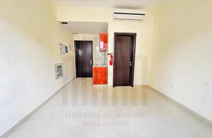 Apartment - Studio - 1 Bathroom for rent in Muwaileh 3 Building - Muwaileh - Sharjah Apartment - Studio - 1 Bathroom for rent in Muwaileh 3 Building - Muwaileh - Sharjah