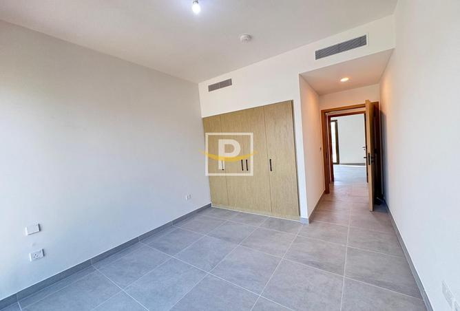 82811152 - صورة العقار 3