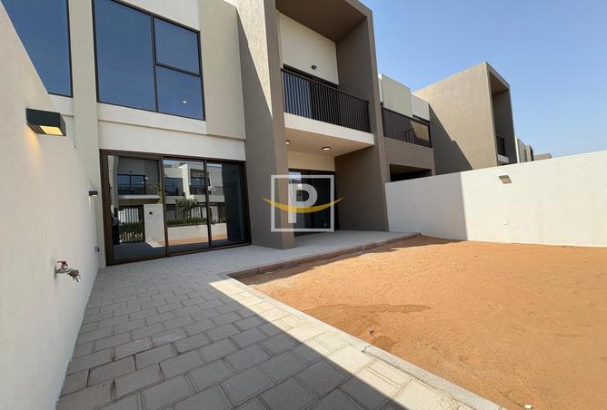 82811152 - الصورة الرئيسية للعقار