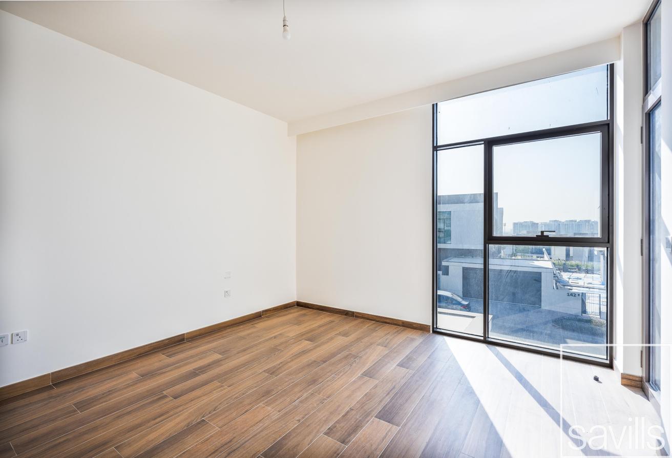 Corner Unit | Best Price | Maids Room photo 17