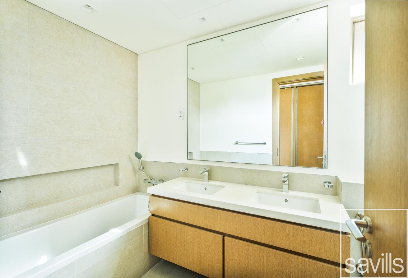 Corner Unit | Best Price | Maids Room photo 15