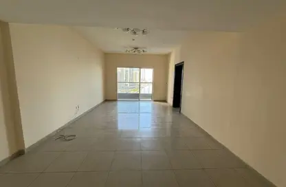 شقة - 3 غرف نوم - 3 حمامات للبيع في المجاز 2 - المجاز - الشارقة