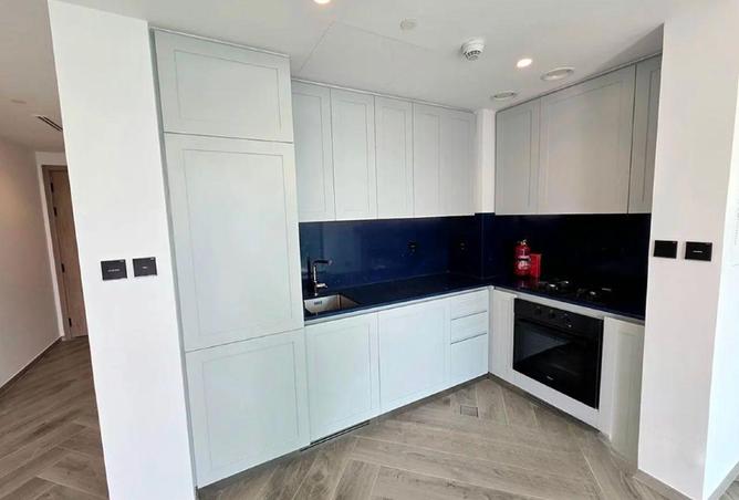 16122011 - Property Image 2