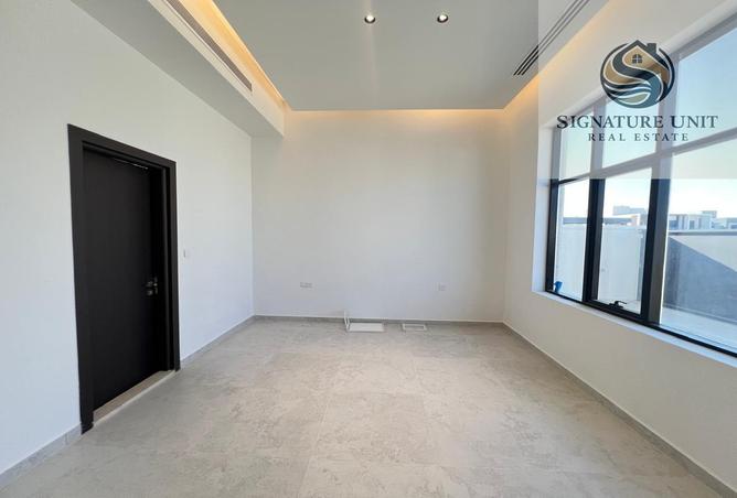 57764632 - Property Image 3